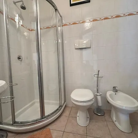 Lakeside Design Casa Manola - Larihome A44 San Siro (Lombardy)